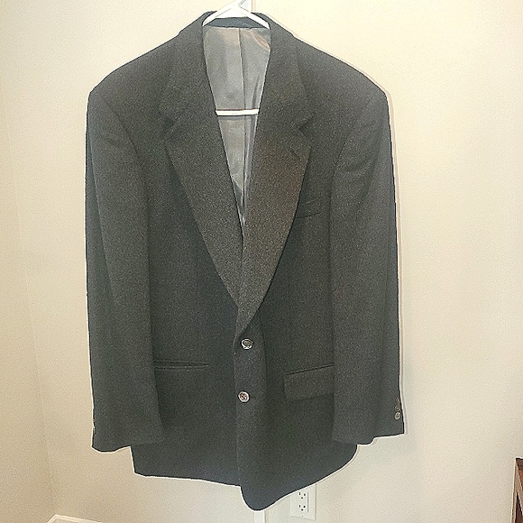 Van Lebow Other - Alan Lebow for Hartz Mitchell's Virginia. 100% cashmere size 46 regular